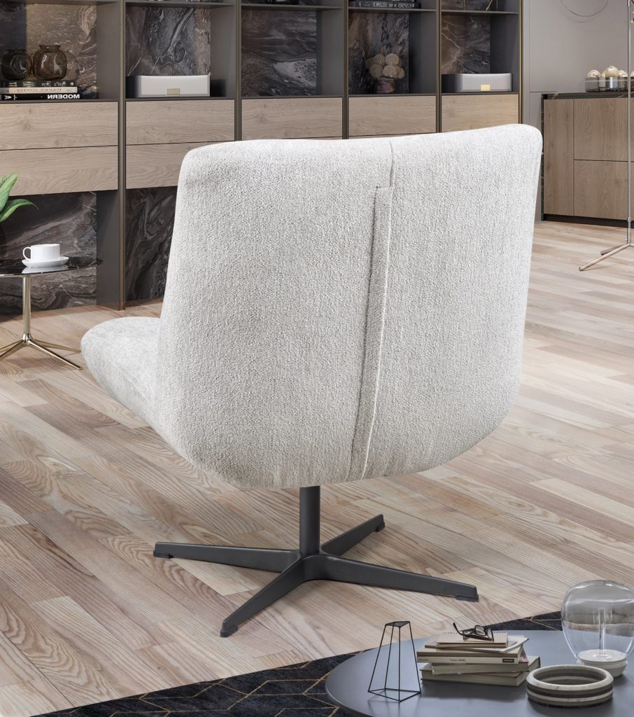 Fauteuil Angele derrière tissu blanc d'argent - Girardeau