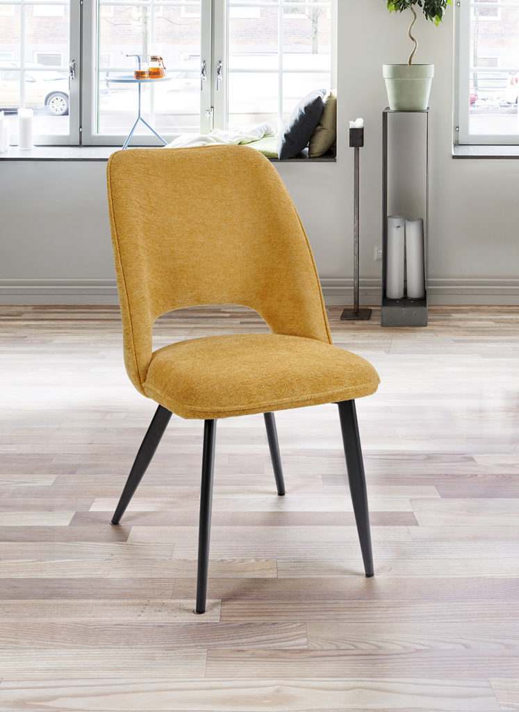 Ambiance chaise Roxane tissu jaune avant