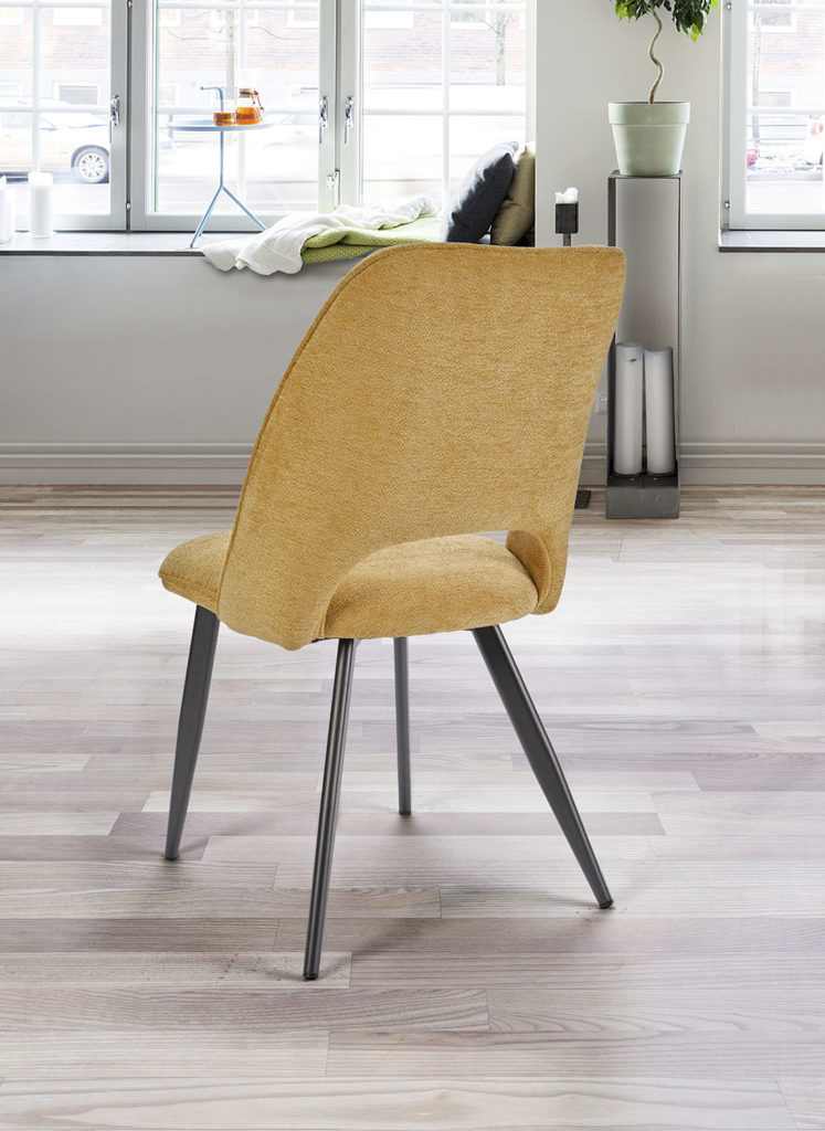 Ambiance chaise Roxane tissu jaune arrière