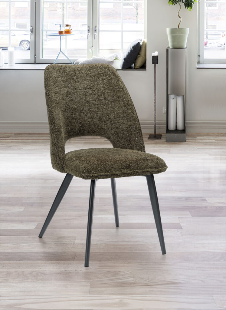 ambiance Chaise Roxane vert avant - Girardeau