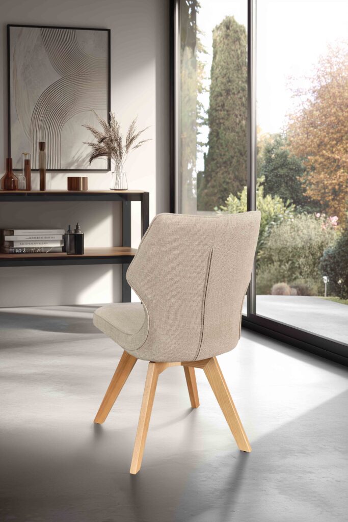 ambiance chaise Juliette pied bois beige arrière - Girardeau