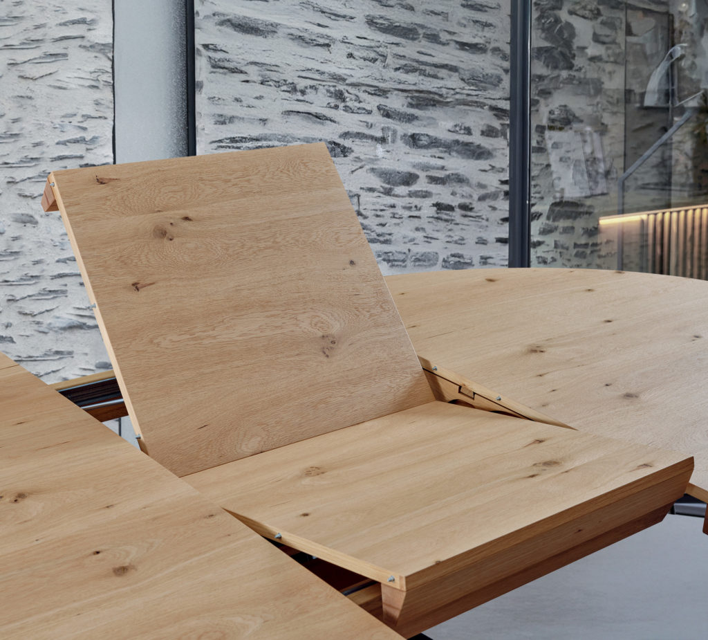 Détail allonge table ovale bois