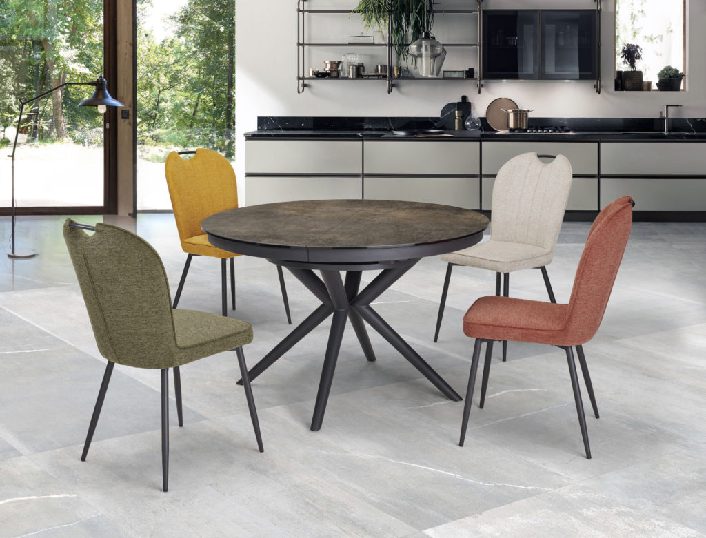table-repas-deco-orchidée-700964-4-chaises salomé